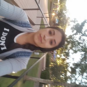 Meet your Posher, Esther